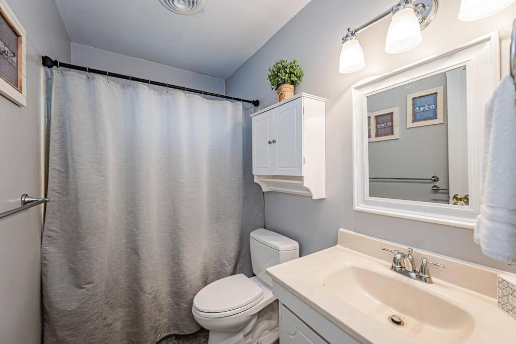 Kelly'S Comfortable Quinton Home Bagian luar foto